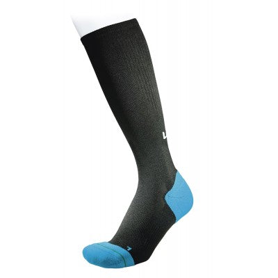 ULTIMATE PERFORMANCE UPCSRR Run and Recover Recycle Compression Socks